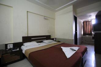 Hotel Check Inn Annex, Mumbai 3